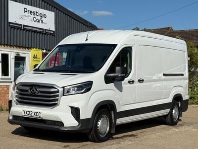 Maxus V90