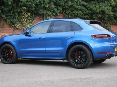 Used Porsche Macan 355 HP (261 kW) 2017 Blue SUV