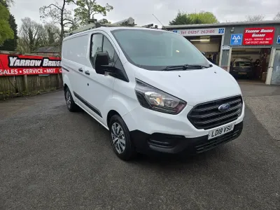 Käytetty Ford Transit Custom 105 HP (77 kW) 2018 Valkoinen Van
