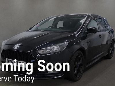 Used Ford Focus ST 250 HP (183 kW) 2015 Black Hatchback