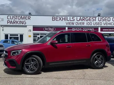 Begagnad Mercedes GLB220 AMG Line Premium Plus 190 HK (139 kW) 2022 Röd SUV