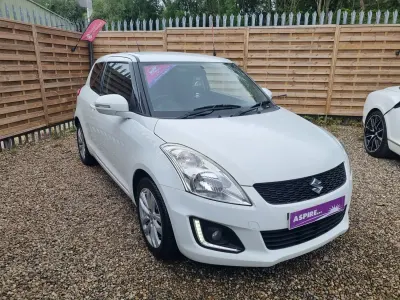 Usado Suzuki Swift SZ4 2014 Branco Citadino