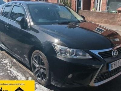 Lexus CT200h