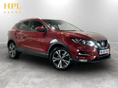 Used Nissan Qashqai N-Connecta 163 HP (119 kW) 2018 Red SUV