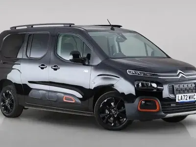 Used Citroën Berlingo XTR 131 HP (96 kW) 2023 Black MPV