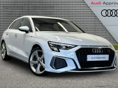 Used Audi A3 S-Line 108 HP (79 kW) 2024 White Hatchback