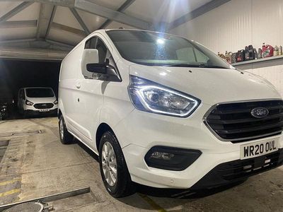 White Used 2020 Ford Transit Custom Limited Van | £10,991 (A bit pricey)