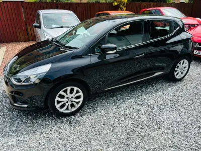 Used Renault Clio IV Dynamique 2017 Black Hatchback