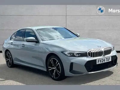 Begagnad BMW 330e M Sport 292 HK (214 kW) 2024 Grå Sedan
