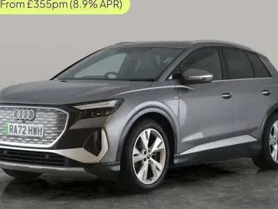 Usado Audi Q4 e-tron S-Line 150 kW (204 HP) 2023 Cinzento SUV
