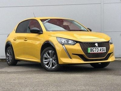 Peugeot e-208