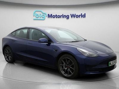 Used Tesla Model 3 Standard Range Plus 222 kW (302 HP) 2022 Blue Sedan