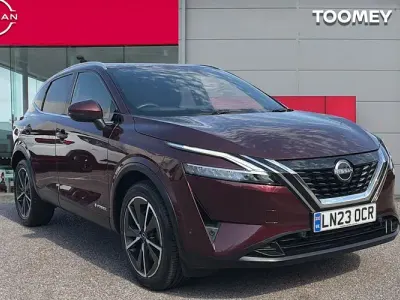 Used Nissan Qashqai Tekna 190 HP (139 kW) 2023 Red SUV