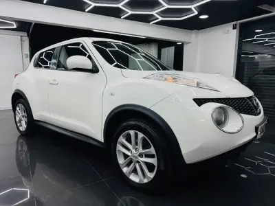 Używany Nissan Juke Acenta 110 KM (80 kW) 2012 Biały SUV