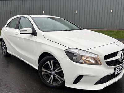 Used Mercedes A180 SE 122 HP (89 kW) 2015