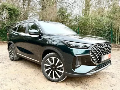 New Chery Tiggo 8 326 HP (239 kW) 2025 Green SUV