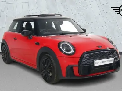 Used Mini Cooper Hatch 134 HP (98 kW) 2023 Red Hatchback