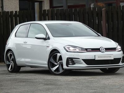 Used VW Golf VII GTI 230 HP (169 kW) 2017 White Hatchback