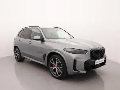 Begagnad BMW X5 M Sport 482 HK (354 kW) 2025 Grå SUV