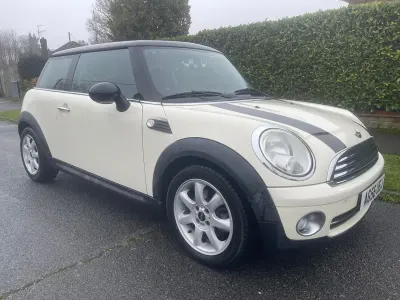 Used Mini Cooper 2007 White Hatchback