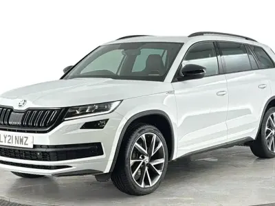Used Skoda Kodiaq SportLine 150 HP (110 kW) 2021 White SUV