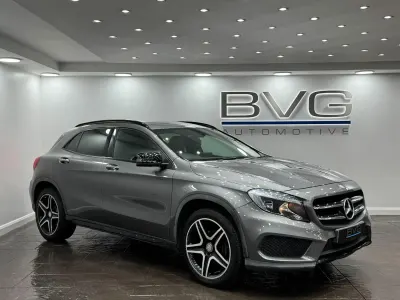 Usado Mercedes GLA200 AMG line 136 HP (100 kW) 2016 Cinzento SUV