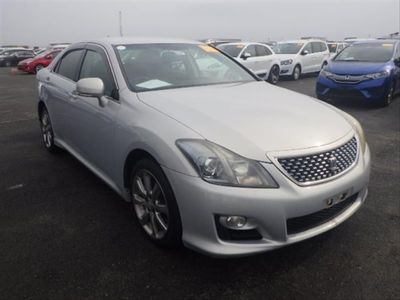 used Toyota Crown 2.5 Athlete Navi Package 5dr