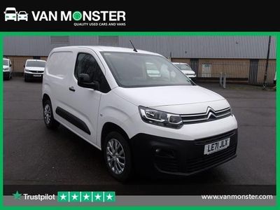 Used Citroën Berlingo 100 HP (73 kW) 2022 White MPV