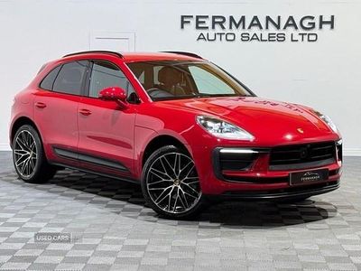 Red Used 2022 Porsche Macan SUV | £46,990 (A bit pricey)