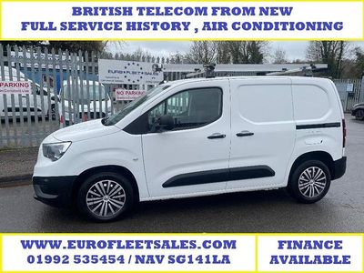 Used Vauxhall Combo Edition 100 HP (73 kW) 2019 White MPV
