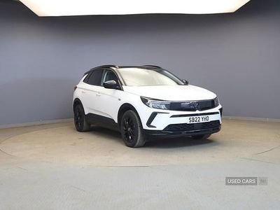 Used Vauxhall Grandland X SRi 130 HP (95 kW) 2022 White SUV
