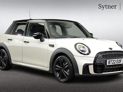 White Used 2022 Mini Cooper Hatch Hatchback | £19,000 (Fair price)