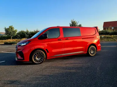 Used Ford Transit Custom 170 HP (125 kW) 2025 Red Van