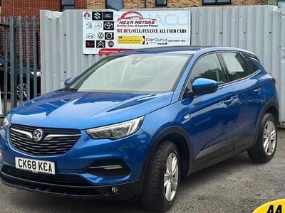 Used Vauxhall Grandland X S 130 HP (95 kW) 2018 Blue SUV