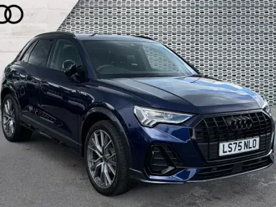 Used Audi Q3 Black Edition 150 HP (110 kW) 2025 Blue SUV