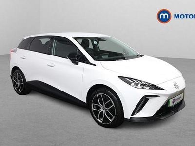 Used MG MG4 EV Trophy 150 kW (204 HP) 2025 White Hatchback