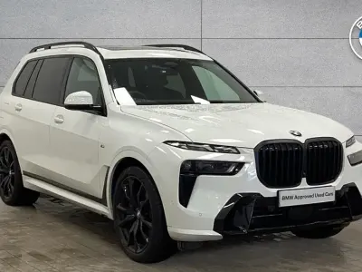 Begagnad BMW X7 M Sport 347 HK (255 kW) 2023 Vit SUV