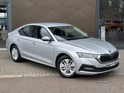 Begagnad Skoda Octavia SE Technology 150 HK (110 kW) 2023 Silver Halvkombi