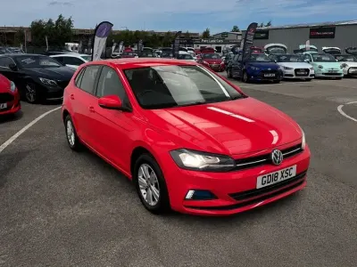 Used VW Polo SE 65 HP (47 kW) 2018 Red Hatchback
