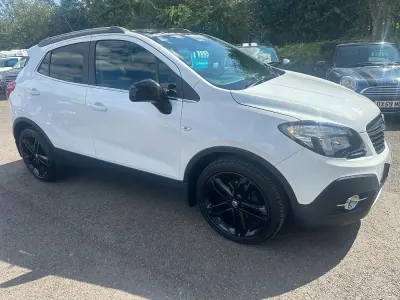 Used Vauxhall Mokka Edition 134 HP (98 kW) 2015 White SUV