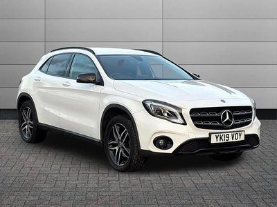 Used Mercedes GLA180 Urban 120 HP (88 kW) 2019 White SUV