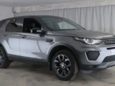 Used Land Rover Discovery 5 Landmark 2018 Grey SUV