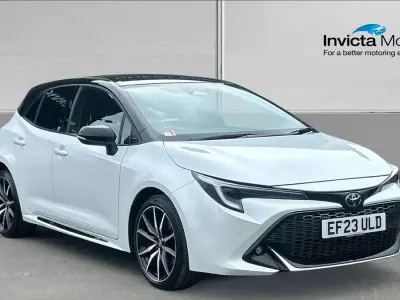 Usado Toyota Corolla Sport 196 HP (144 kW) 2023 Branco Citadino