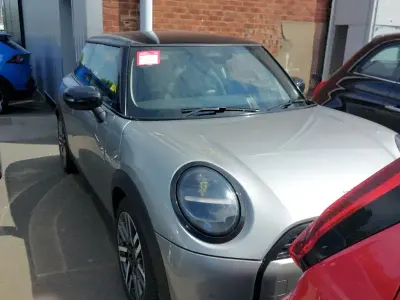 Used Mini Cooper Classic 114 kW (156 HP) 2025 Silver Hatchback