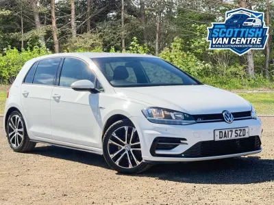 Used VW Golf VII R-line 150 HP (110 kW) 2017 White Hatchback