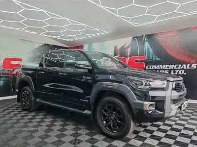 Usado Toyota HiLux 204 CV (150 kW) 2025 Negro Pickup/Camioneta