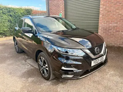 Used Nissan Qashqai N-Connecta 140 HP (102 kW) 2021 Black SUV