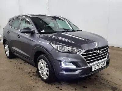 Usado Hyundai Tucson SE 132 HP (97 kW) 2019 Cinzento SUV