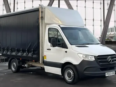 Usado Mercedes Sprinter Progressive 150 HP (110 kW) 2023 Branco Van