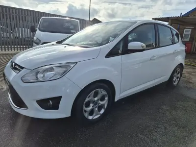 Begagnad Ford C-MAX Zetec 115 HK (84 kW) 2013 Vit Minibuss